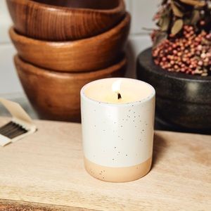 🌿 Botanic Speckled Ceramic Candle - Scented Soy Candle 8 oz